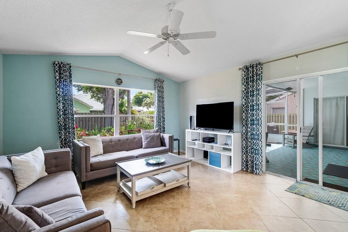Photo of 9184 Paragon Way