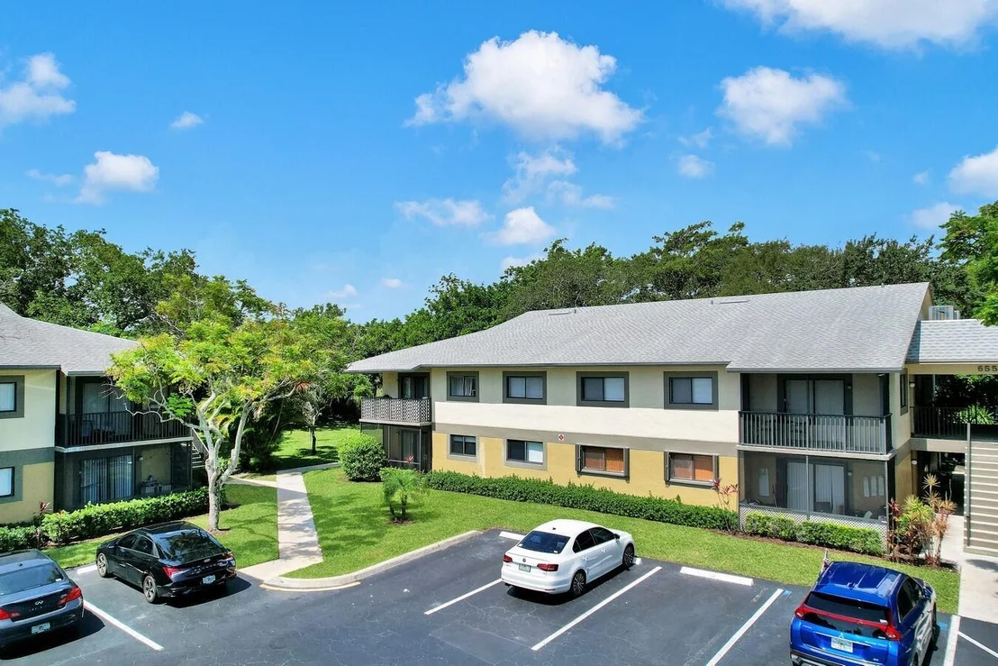 Photo of Unit 102 at 655 Trace Circle