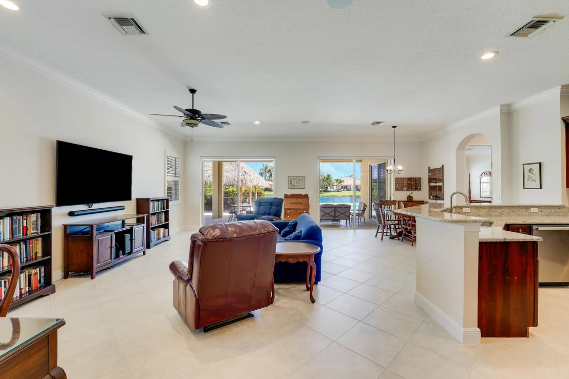 Photo of 124 Casa Circle
