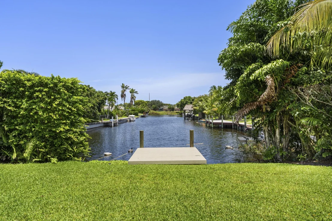 Photo of 8416 Pine Tree Lane