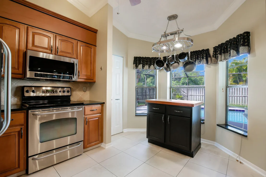 Photo of 33 Cedar Circle