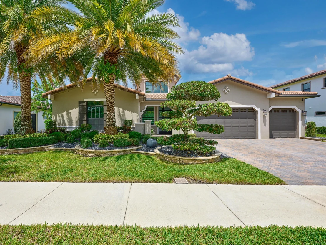 Photo of 8965 Watercrest Circle E