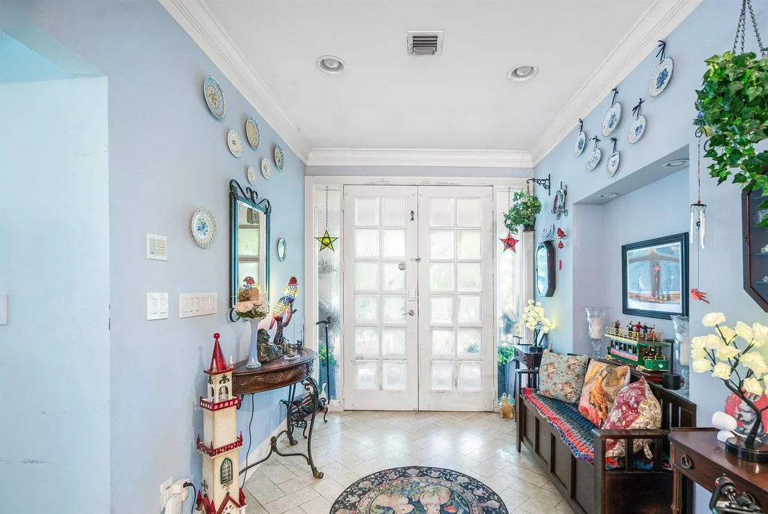 Photo of 16457 115th Avenue N