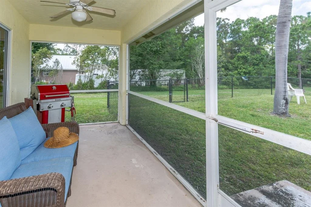 Photo of 12397 185th Street N