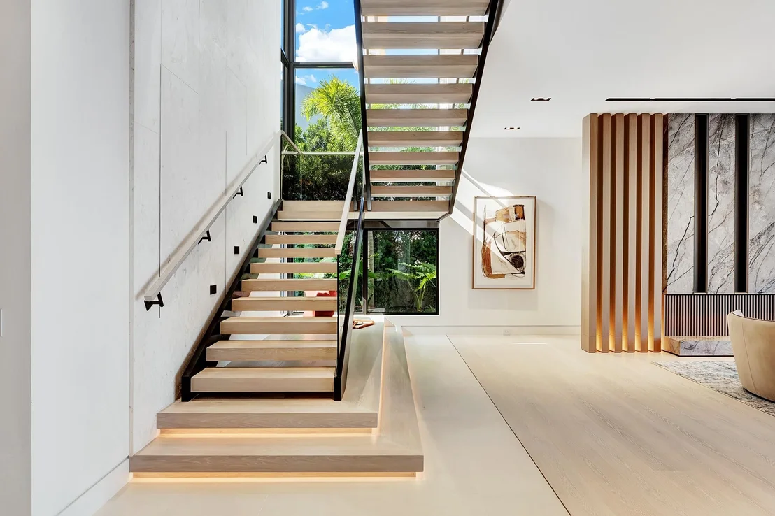 Photo of 829 Orchid Drive