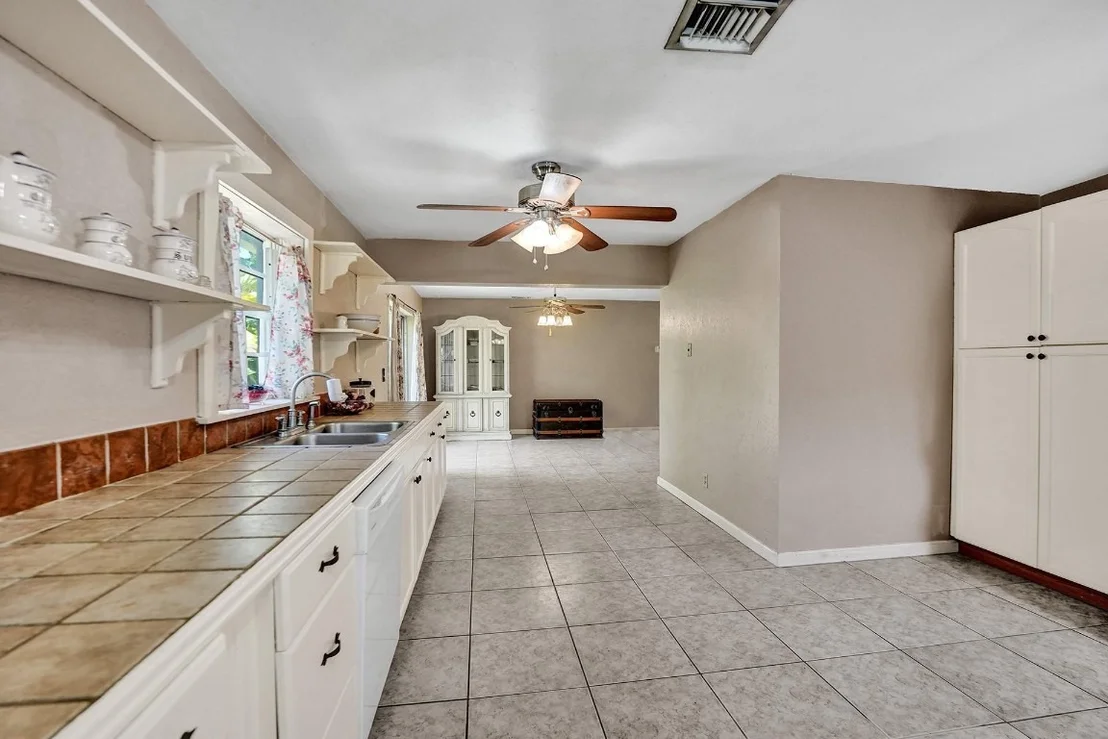 Photo of 9695 Oregon Road