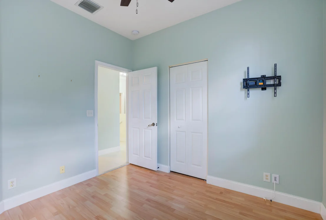 Photo of Unit B at 115 Lighthouse Circle
