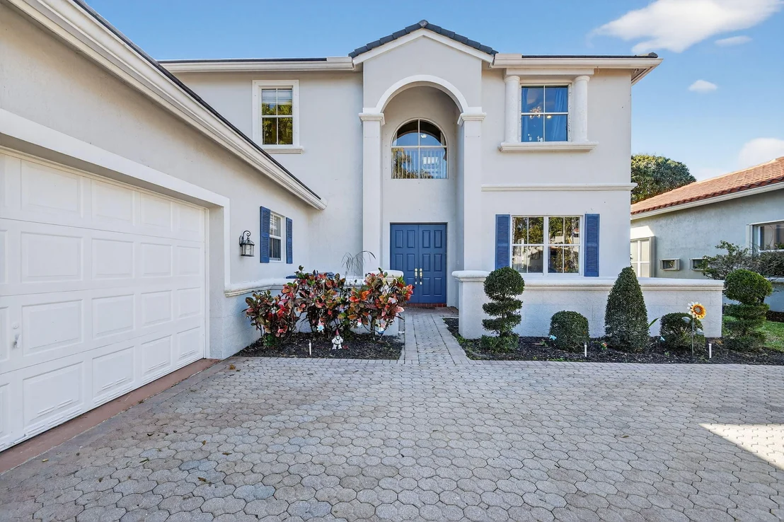 Photo of 5947 Bay Hill Circle