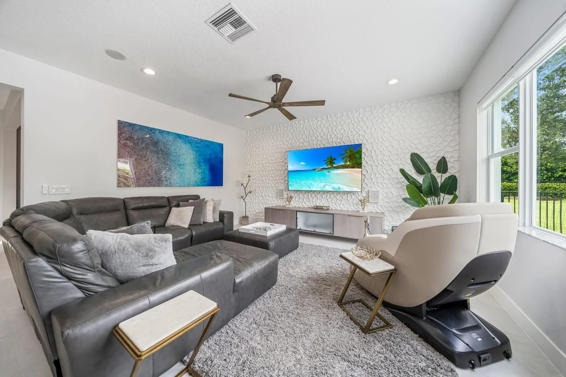 Photo of 5155 Beland Drive