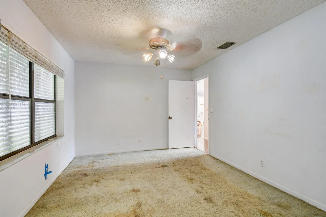 Photo of 5822 Sun Pointe Circle