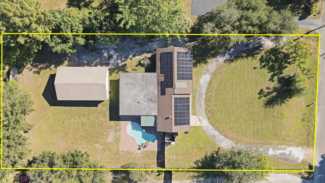 Photo of 2867 Oak Drive