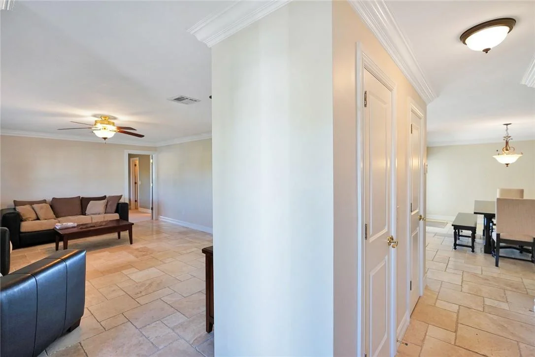 Photo of 1030 NE 27th Way