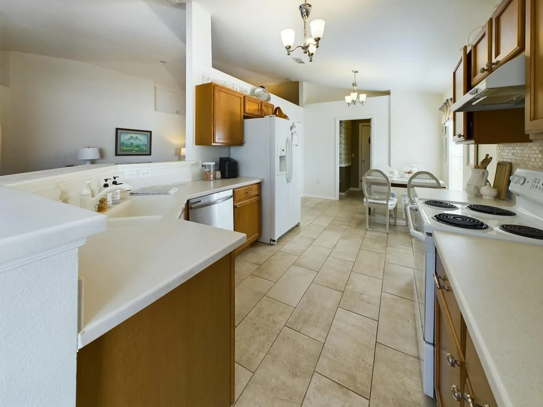 Photo of 467 SE 38th Avenue