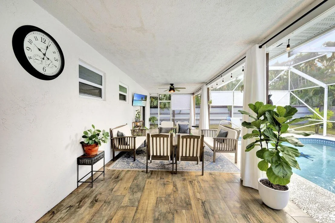 Photo of 1104 NW 12th Terrace