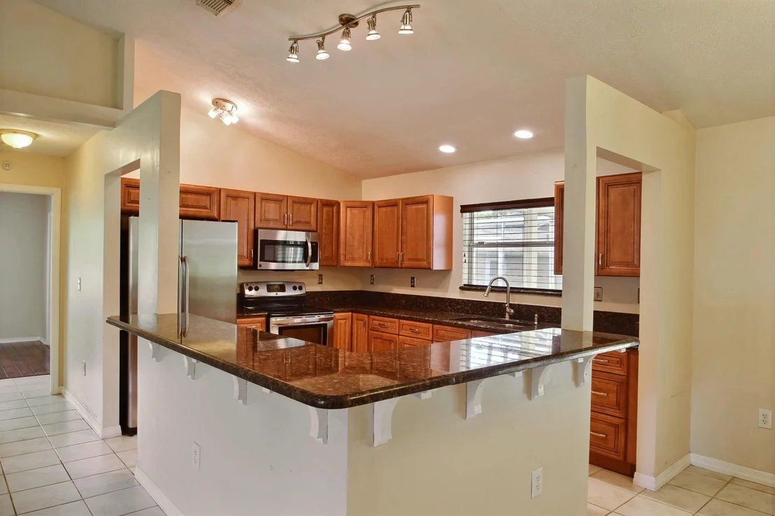 Photo of 5909 Sunset Boulevard