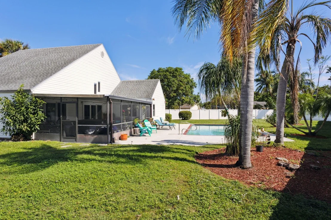 Photo of 11 Cedar Circle