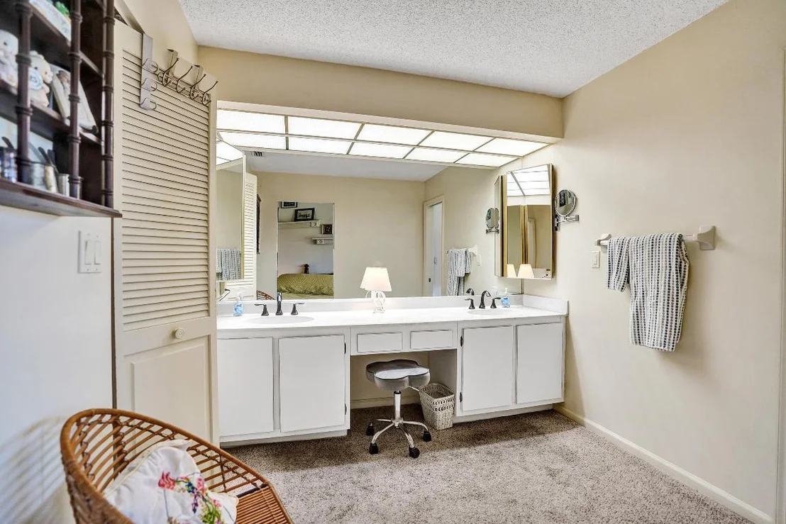 Photo of 6010 Petaluma Drive