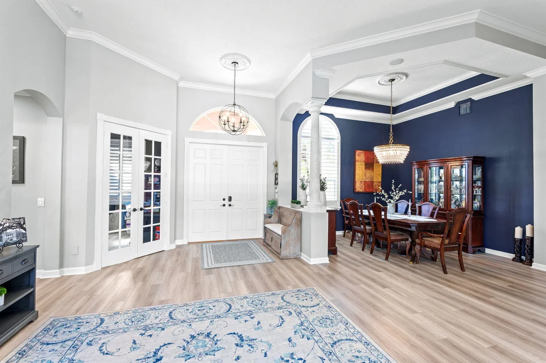 Photo of 21704 Fall River Drive