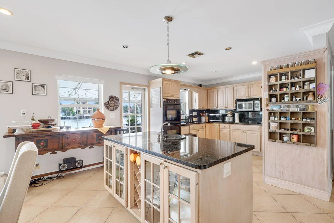 Photo of 442 SE 17th Terrace