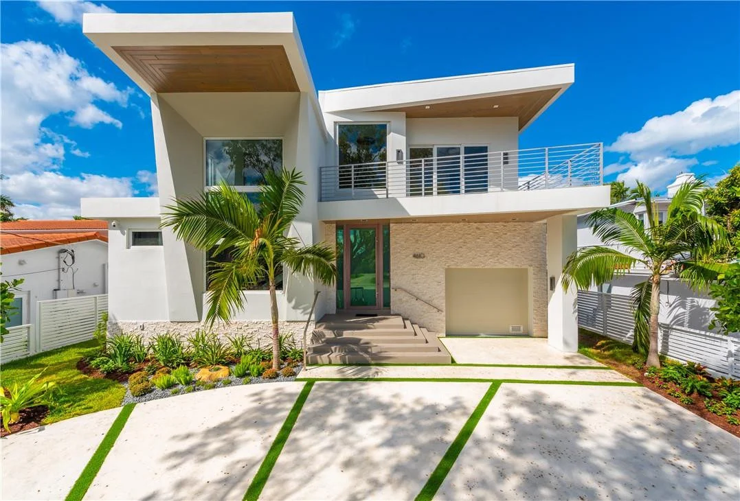 Photo of 4610 Alton Road