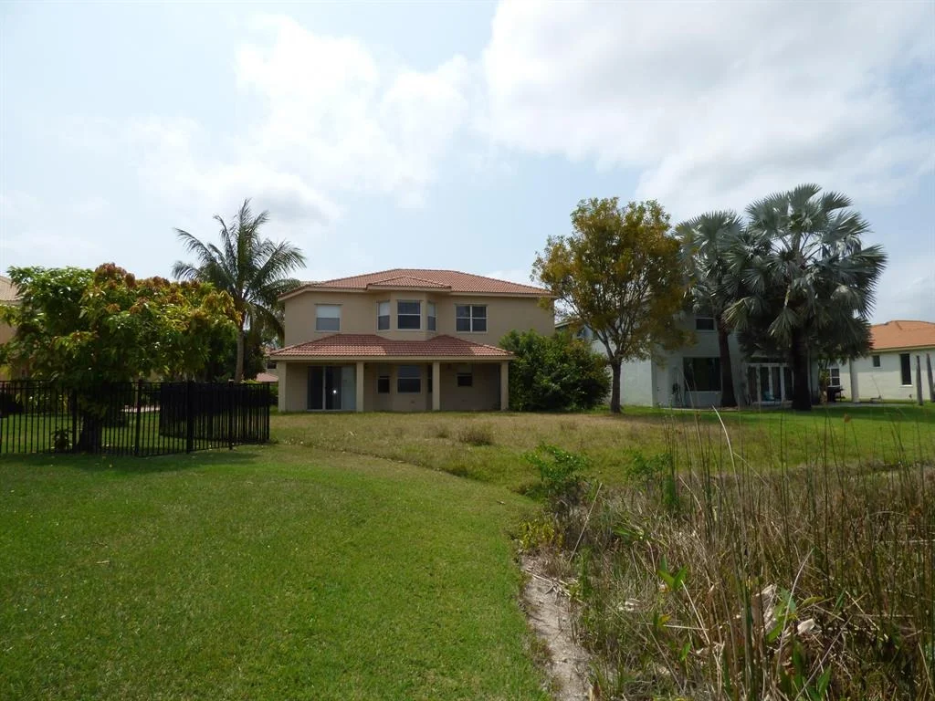 Photo of 2670 Danforth Terrace