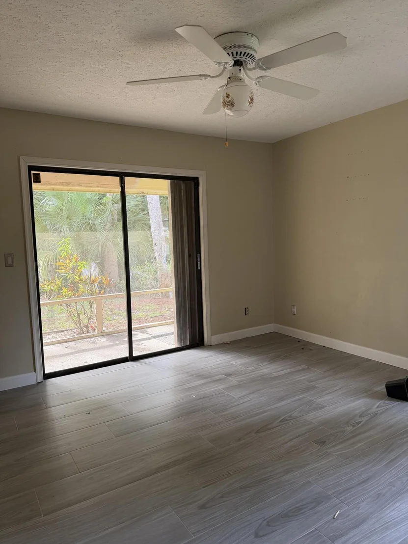 Photo of 1140 SE Buttonwood Circle