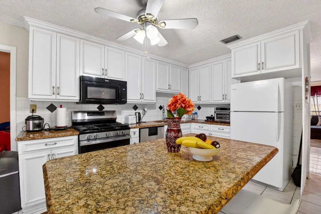 Photo of 4875 Poseidon Place