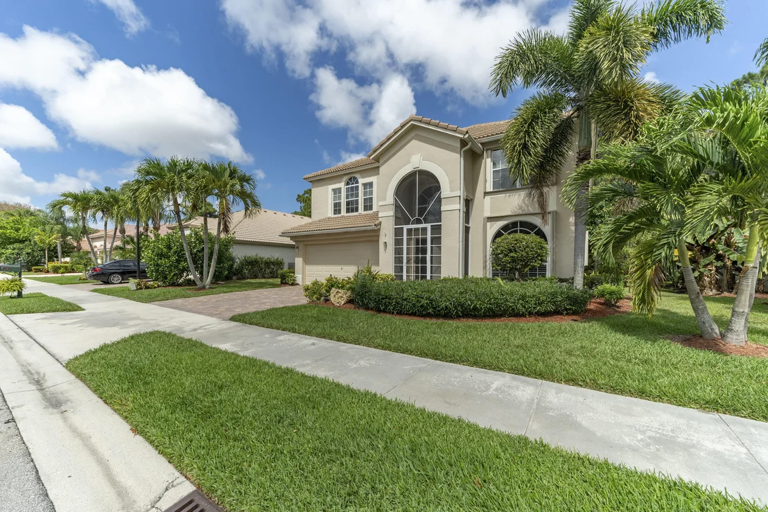 Photo of 184 Bent Tree Drive