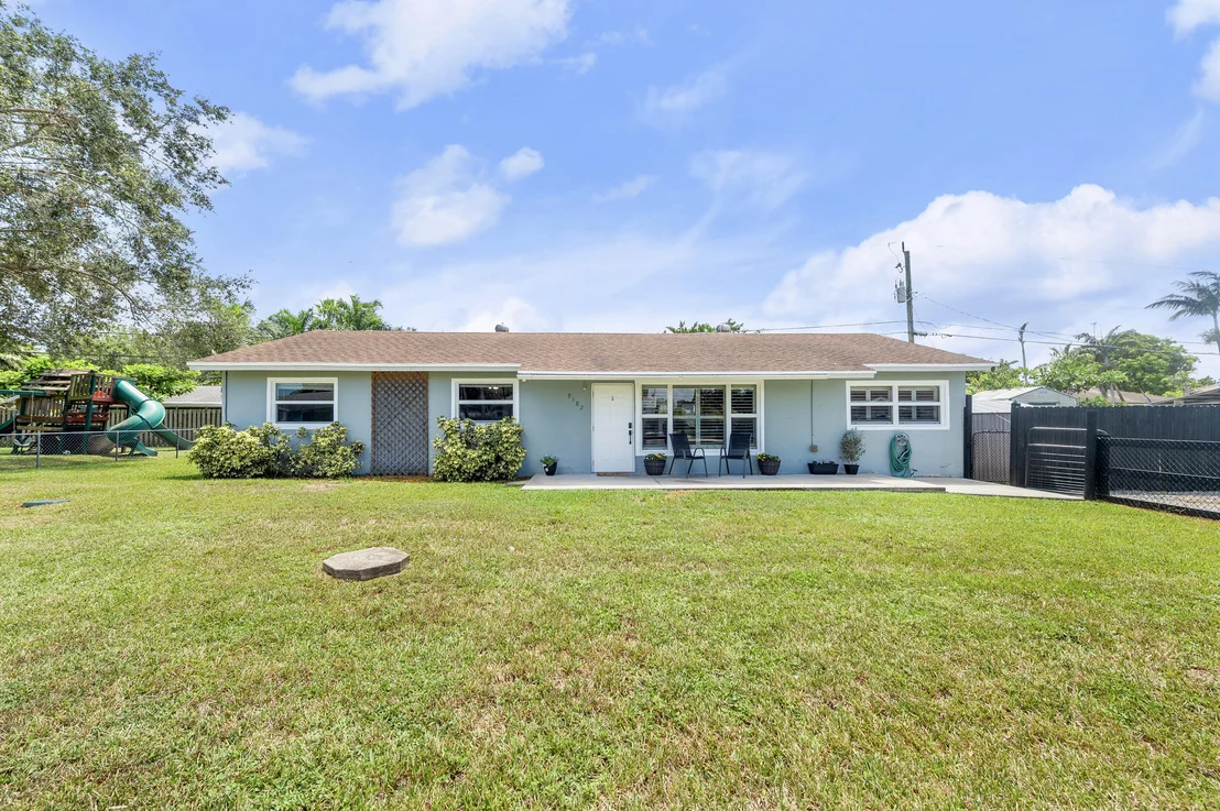 Photo of 9182 Lantern Drive