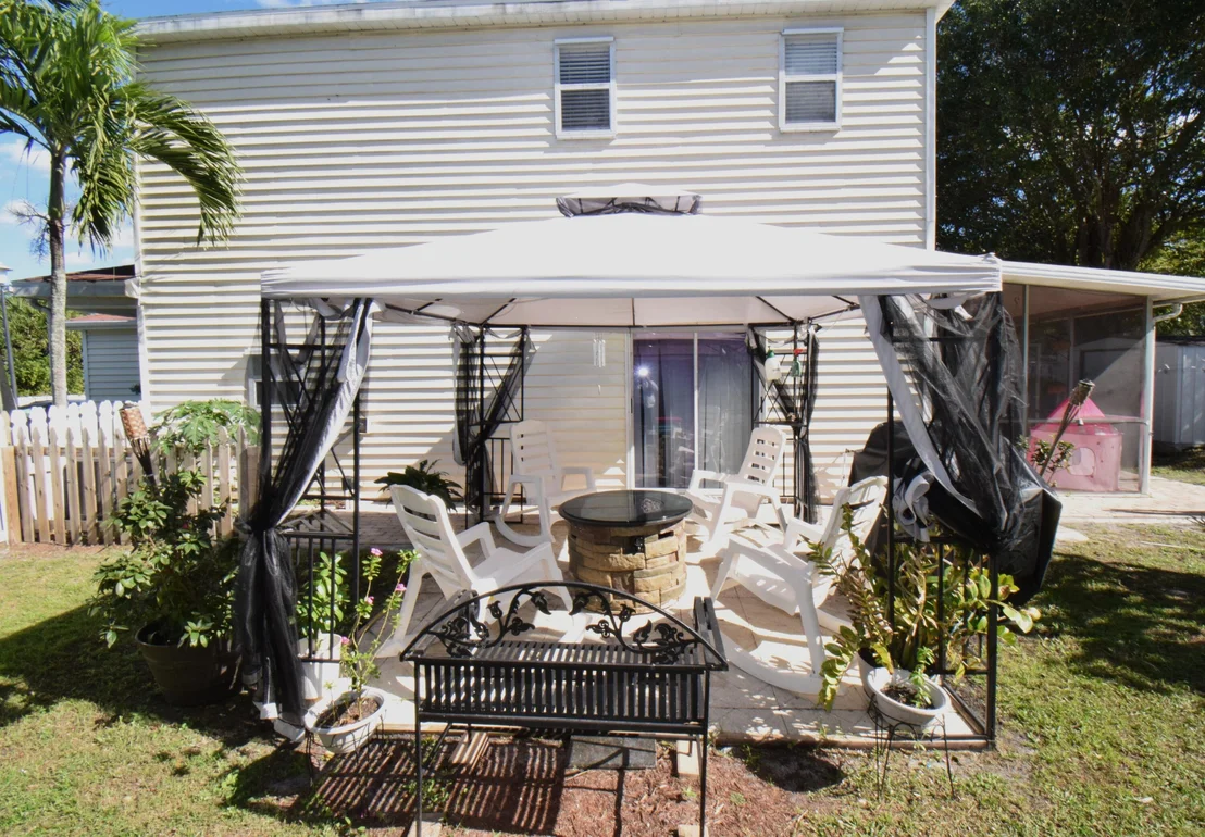Photo of 4734 Lakeside Circle