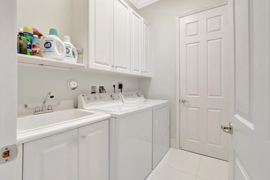 Photo of 12396 Cascade Valley Lane