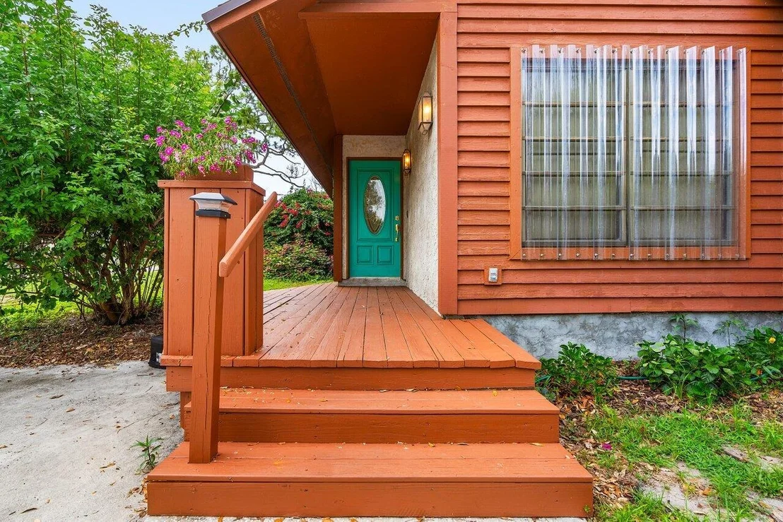 Photo of 4744 Dolphin Drive