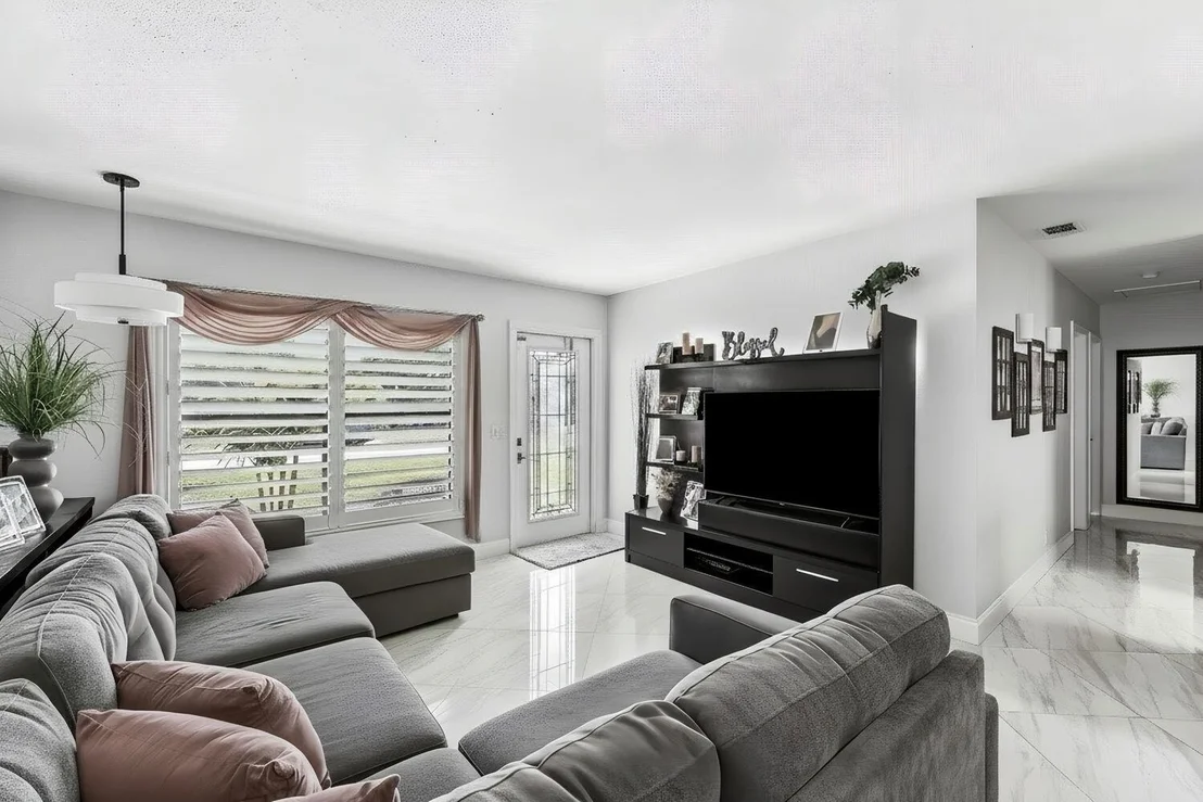 Photo of 517 Ibis Drive