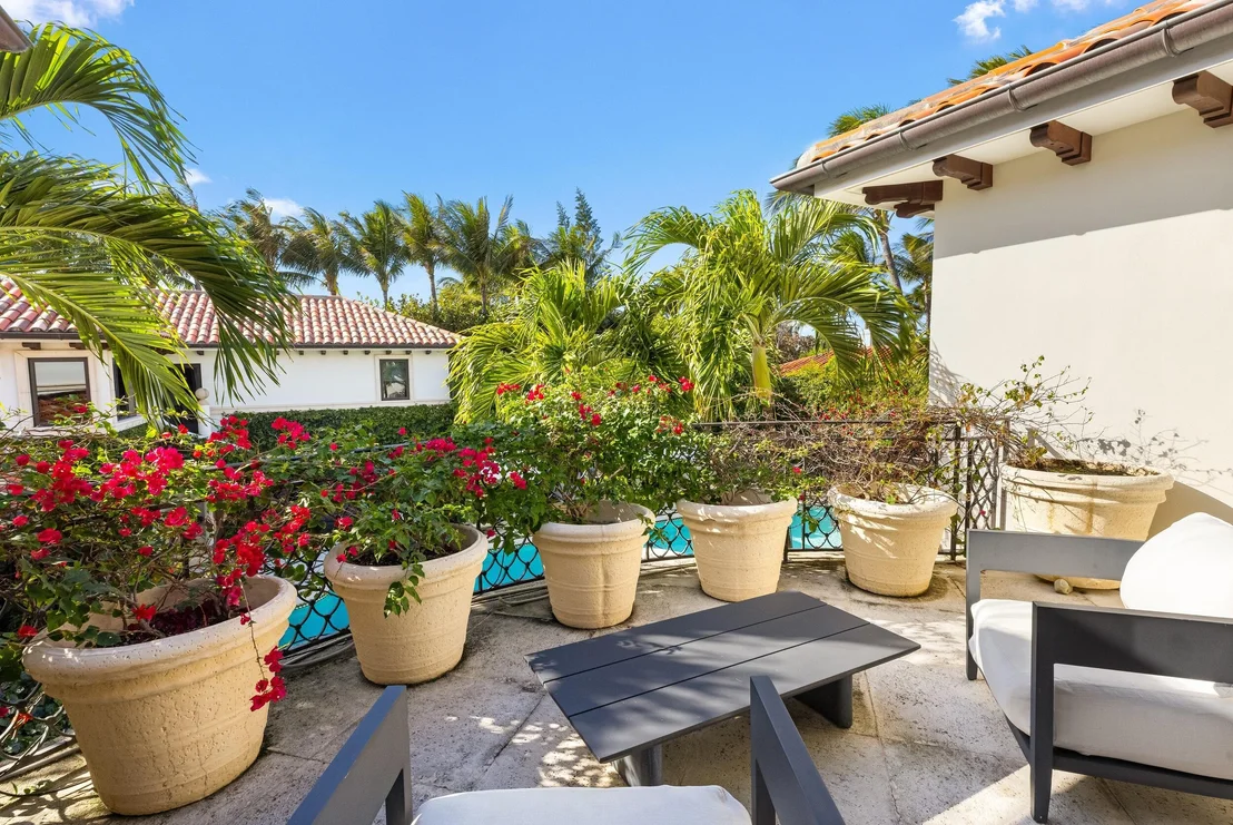 Photo of 680 S Ocean Boulevard