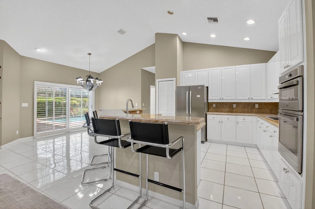 Photo of 7686 La Corniche Circle