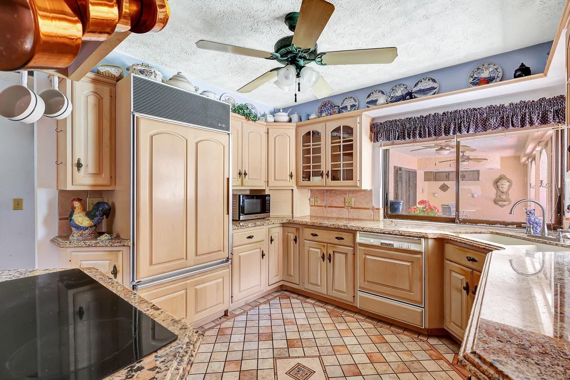 Photo of 3331 SE Fairway West W