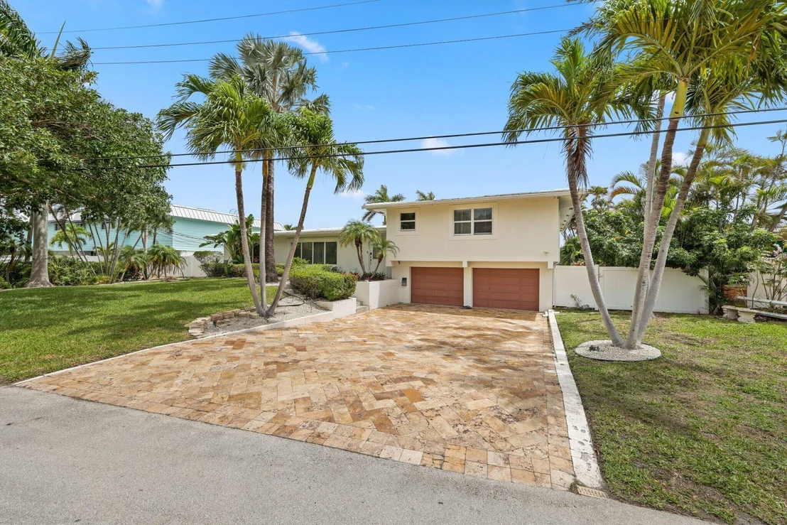 Photo of 442 SE 17th Terrace