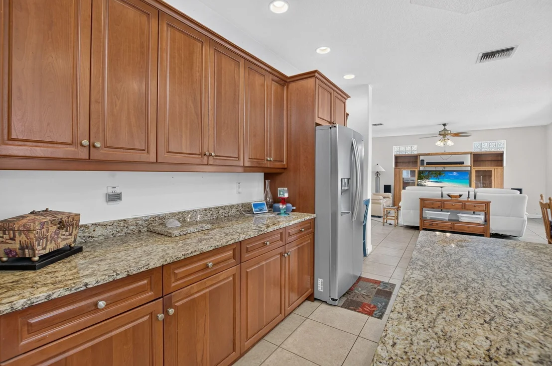 Photo of 7541 DOWNWINDS Lane