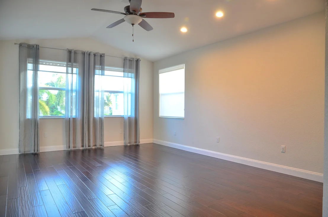 Photo of 9720 Phipps Lane