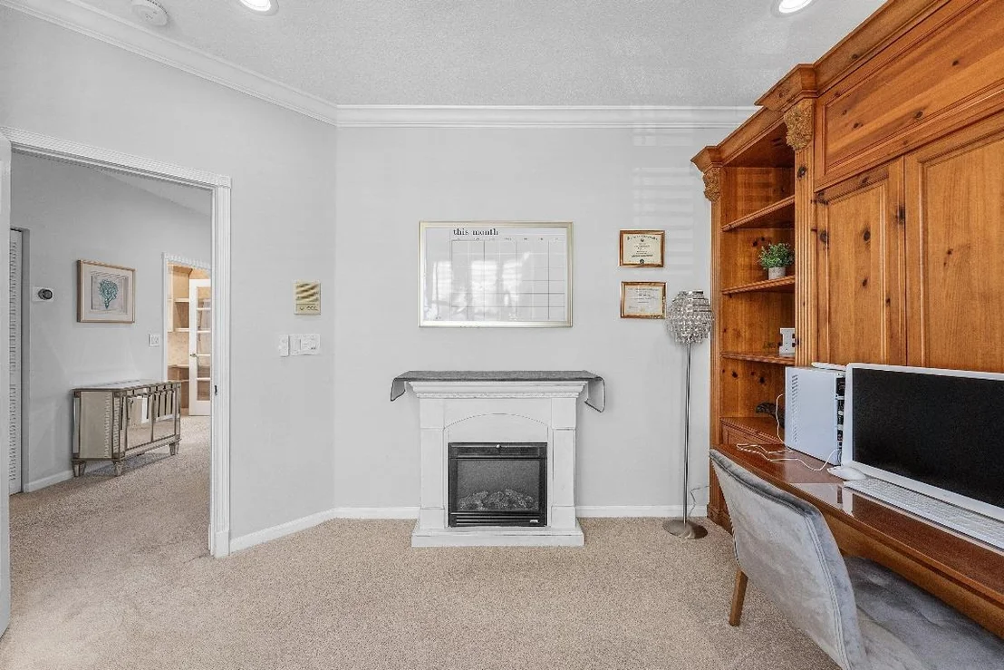 Photo of 6092 Indian Forest Circle