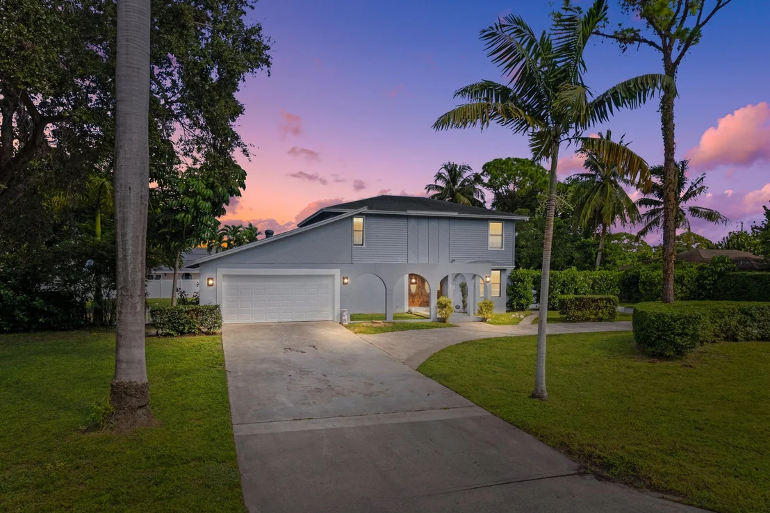 Photo of 5285 Sunrise Boulevard