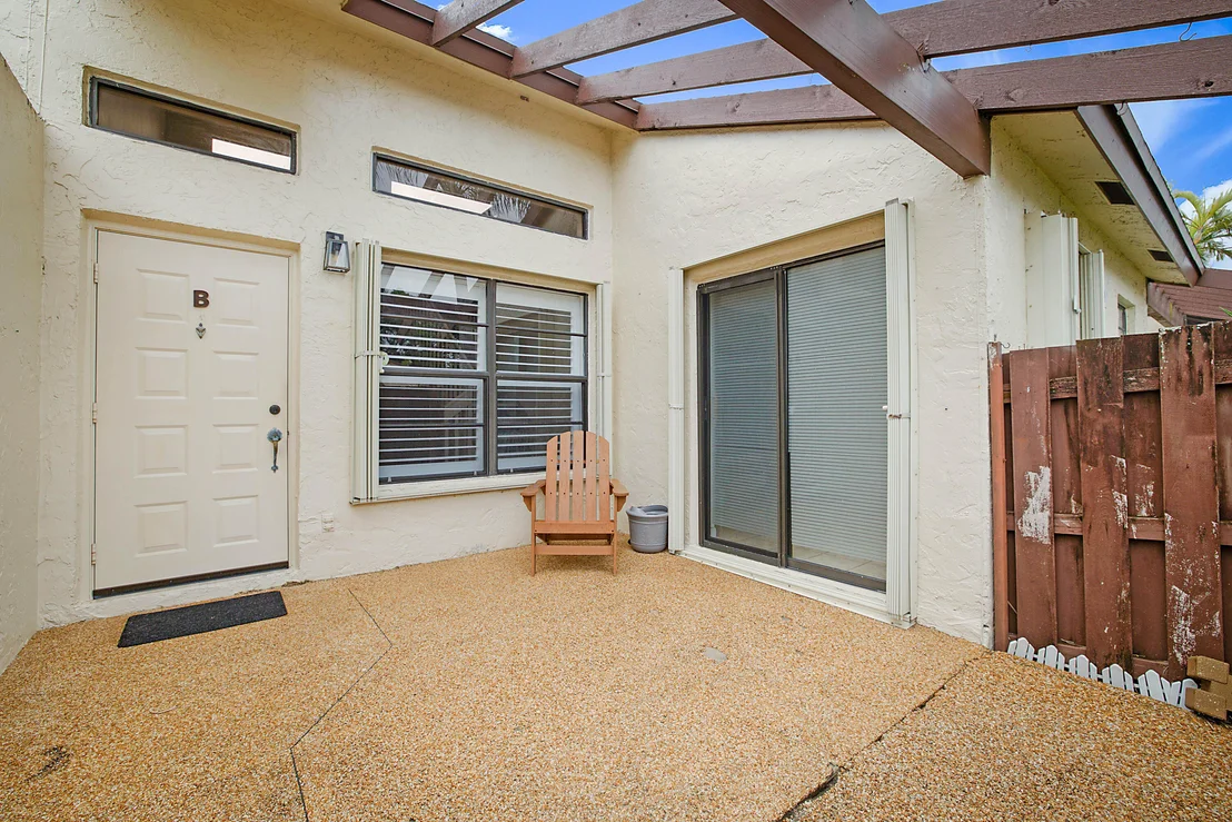 Photo of Unit B at 5070 Nesting Way