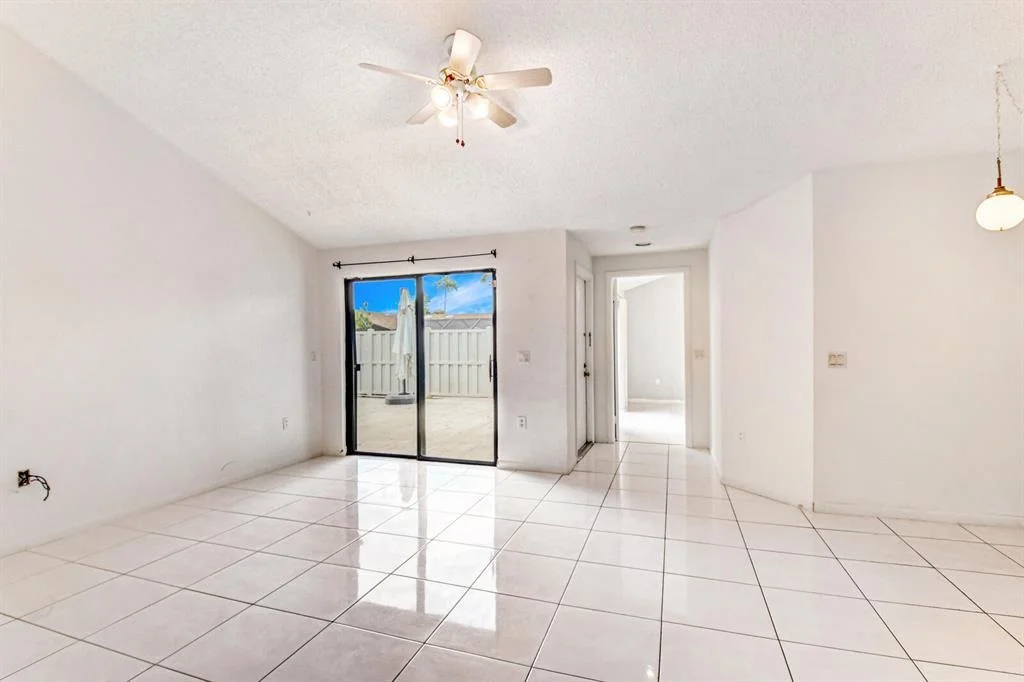 Photo of 10142 Windtree Lane N