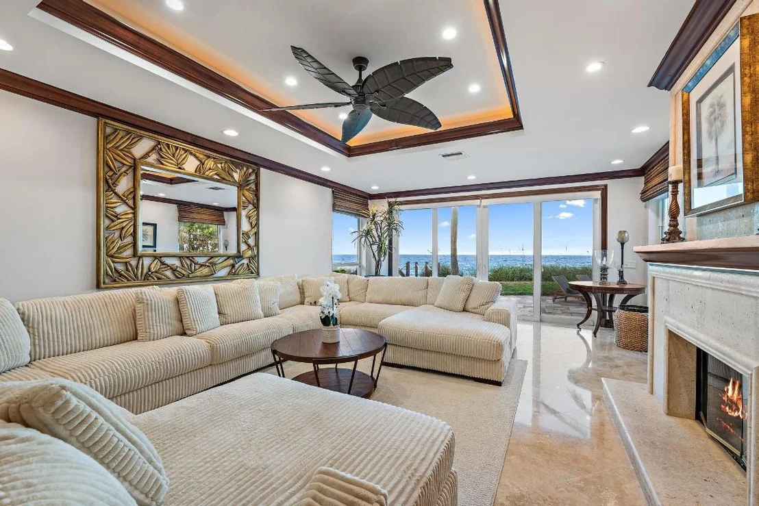 Photo of 613 S Beach Road