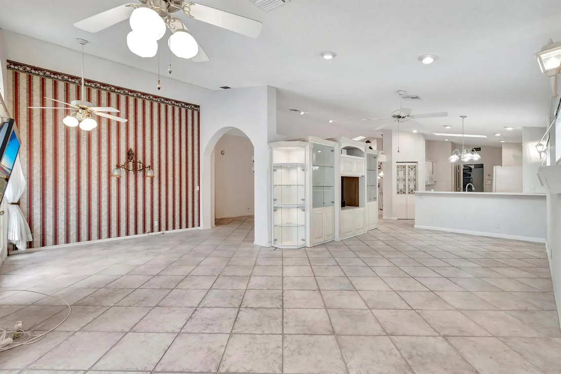 Photo of 7867 Waterfall Terrace