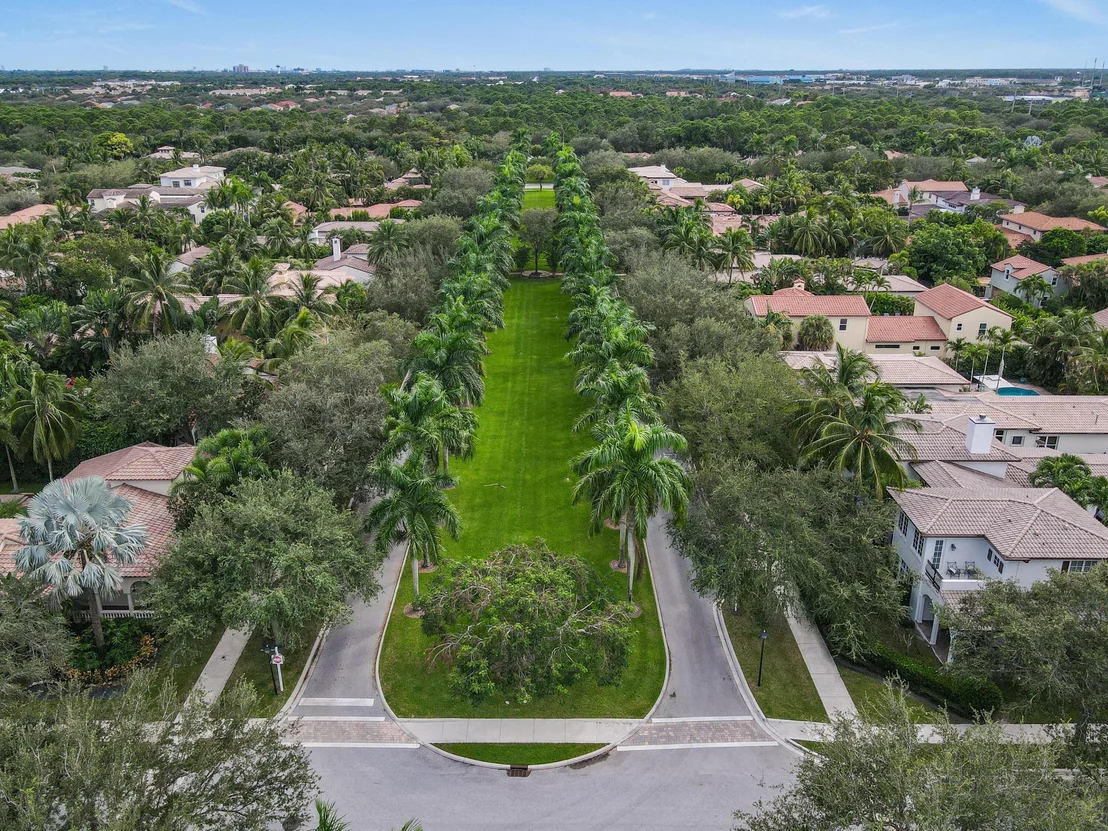 Photo of 152 Santiago Drive