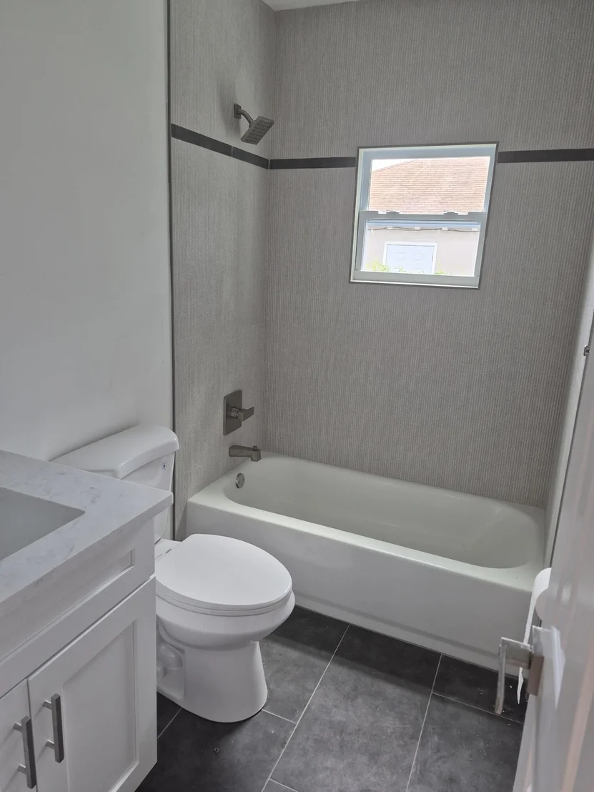 Photo of 707 Hampton Road