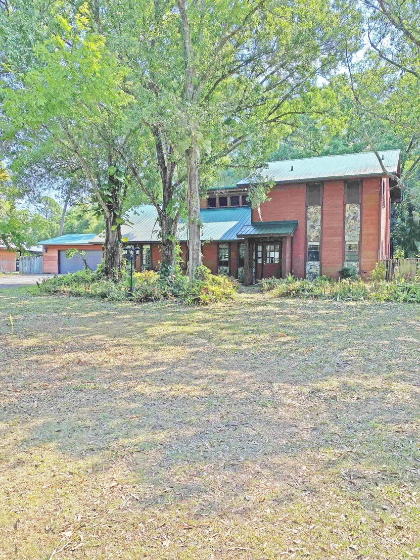 Photo of 5210 Buchanan Drive