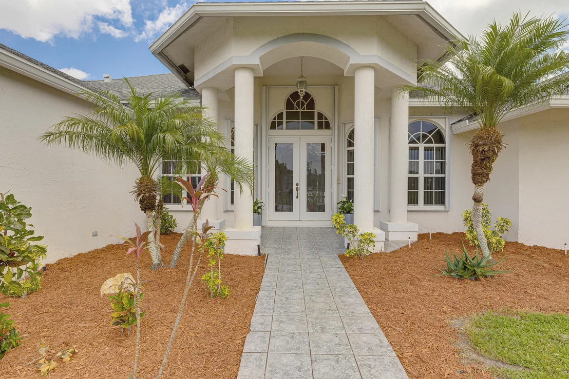 Photo of 17467 Fox Trail Lane