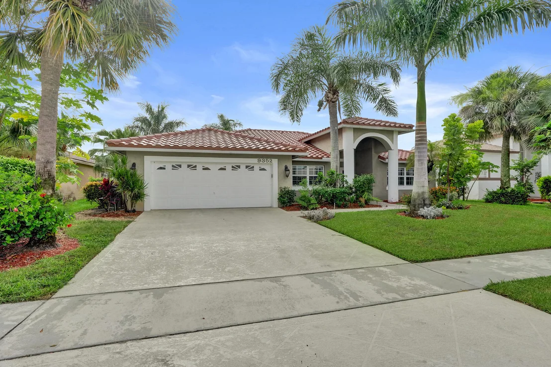 Photo of 9352 Cascade Court